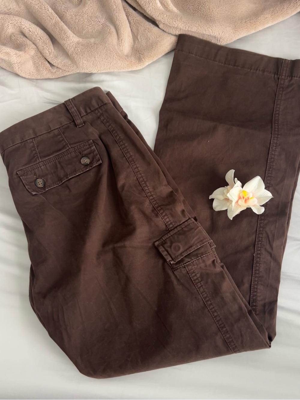 Old Navy Dark Brown Women’s Cargo Pants